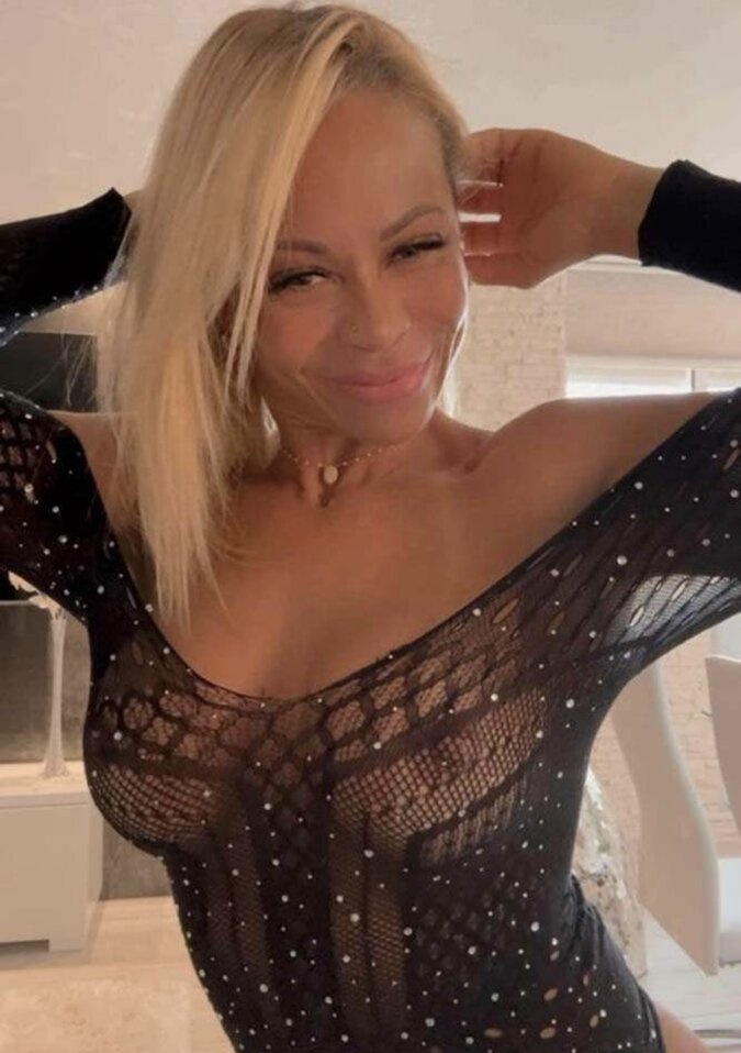 Pamela36